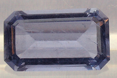 Iolite (Cordiérite) IX25