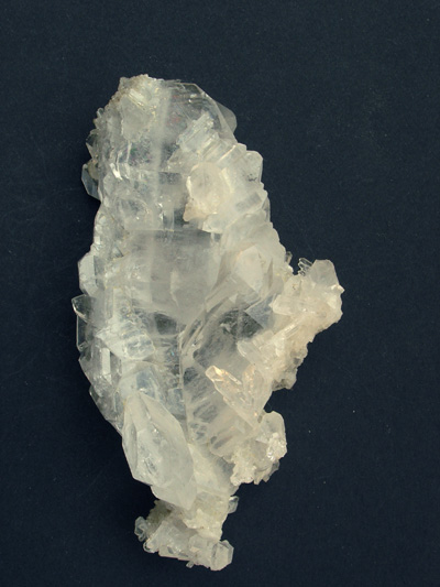 Quartz ou Cristal de Roche  (avec cristaux bi terminés)