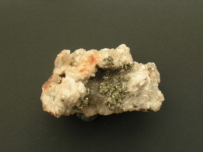 Marcasite  ou (Marcassite) sur Dolomite