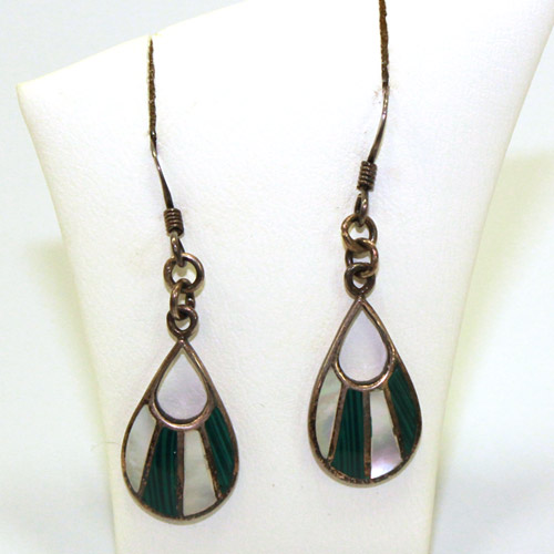 Boucles d'Oreilles en malachite et nacre BO97