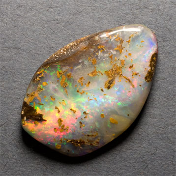 Grande opale boulder arc-en-ciel 10.22 ct 25.55 x 16.6 mm