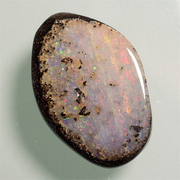 Opale boulder ovale libre8.95 ct 18.8 x 12.6 mm
