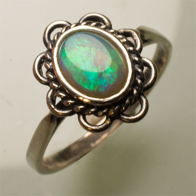 Bague argent  taille 52 opale cristal verte 7 x 5.2 mm 0.45 ct